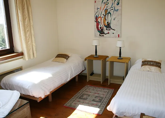 Alojamento de Acomodação e Pequeno-almoço La Lune D'or 3*